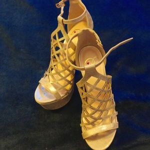 D Brand women's heels